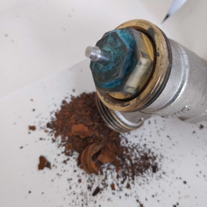 Désembouage – Confort Gaz Énergies